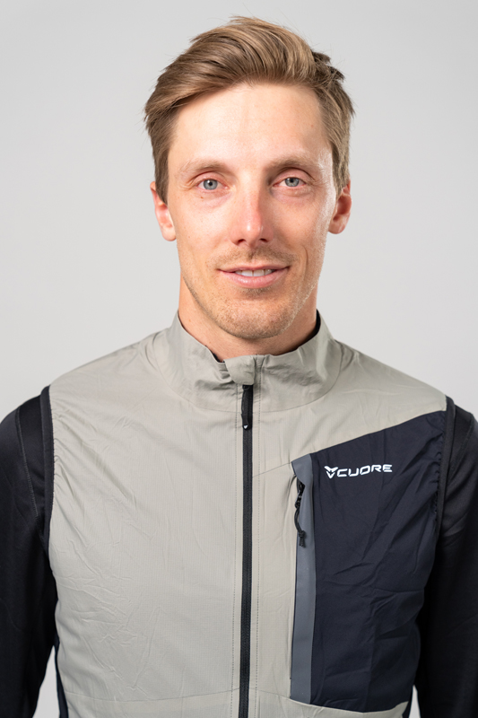 cuore-mens-primaloft-evolve-vest52-1.jpg